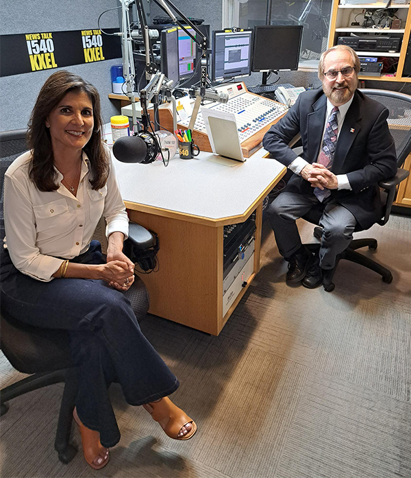 KXEL-AM and Mudd Produce "Iowa Talking Points" Program - Vimarsana News